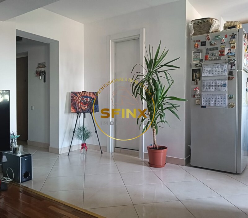 Piata Alba Iulia, Decebal, comision 0%, 4 camere, bloc 89,