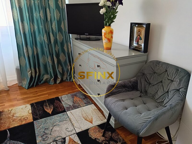 Piata Alba Iulia, Decebal, comision 0%, 4 camere, bloc 89,